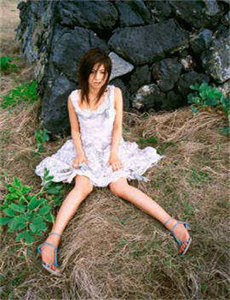 粉嫩的女同事24p